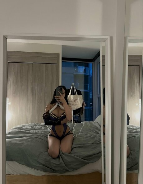 bunnygirlyeona pretty model img