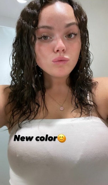 Hannah B exclusive model images