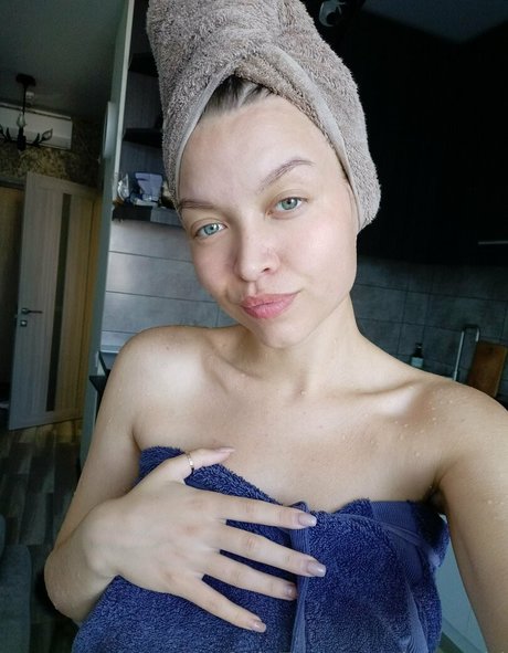 stepsiscaprice model hot photos