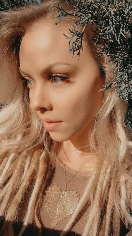 Nina Rei xxx pornstar pic