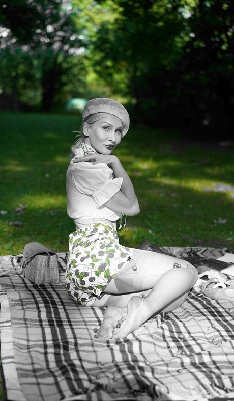 annabellement art star images