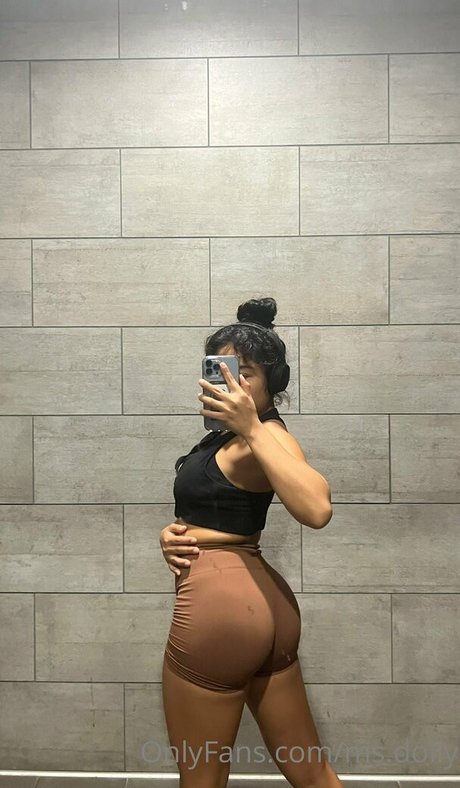 Ms Dolly best star pictures