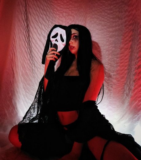 ravensrefuge hot pornstar photo