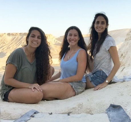 Hadar Simon model adult gallery