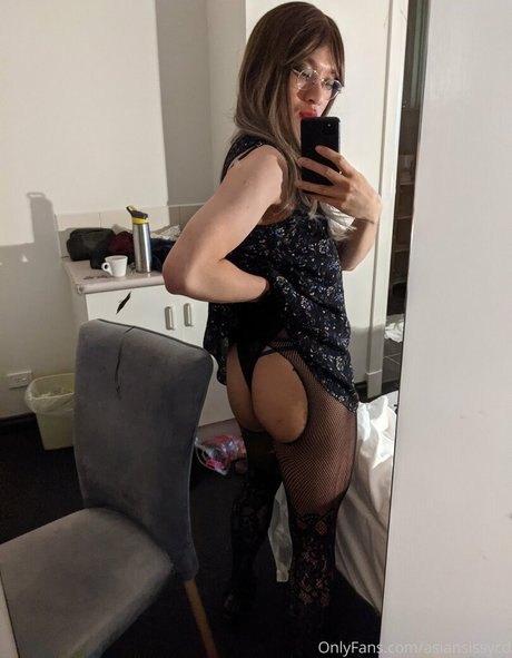 asiansissycd star pornographic photo