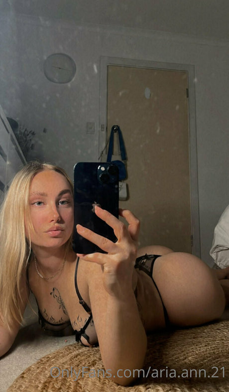 aria ann 21 pornstar xxx pics