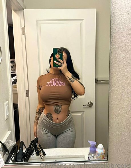 freestellabrooks erotic model archive