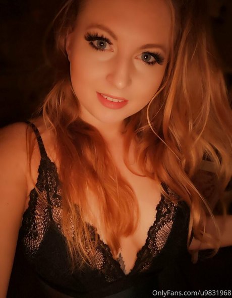 gushinggeegeefree nudes model pictures