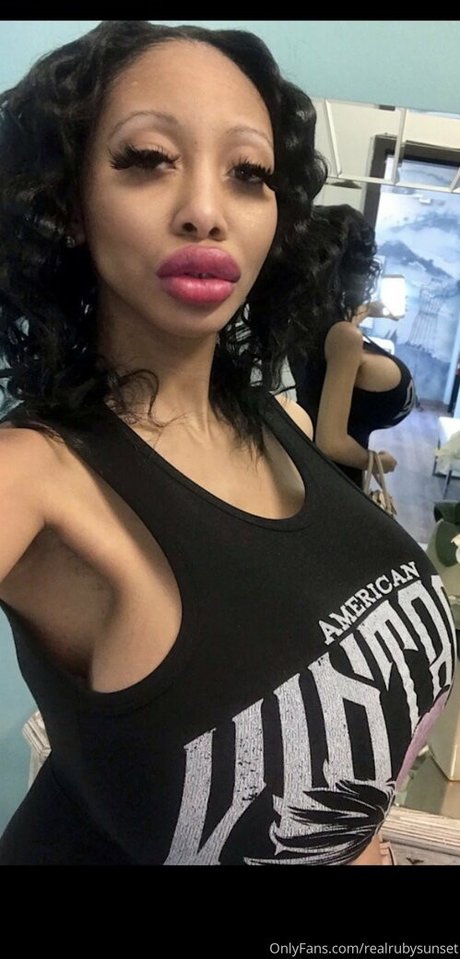 realrubysunset model xxx pics