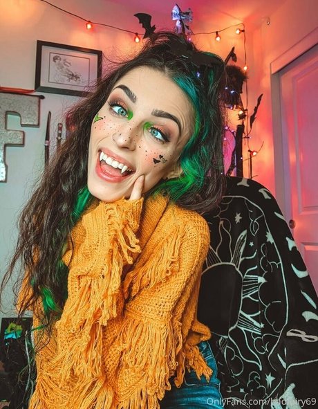 badfairy69 hd model images