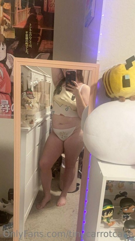 tinycarrotcake xxx star pic