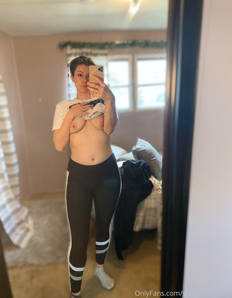 efi bean94 top star img