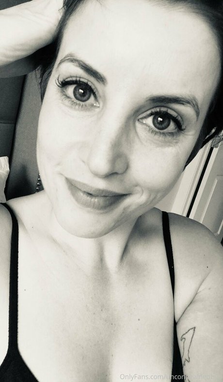 unconstrainedbyu exclusive model photos