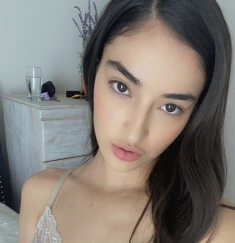 emilywillisxxx Profile pic