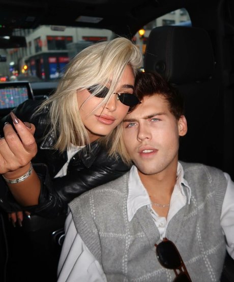 Camaryn Swanson free star pictures