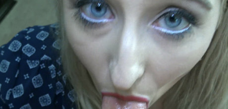 Littleoralandie model sexy image