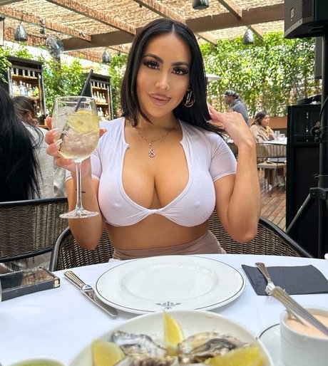 sophiapayan pornstar adult pic