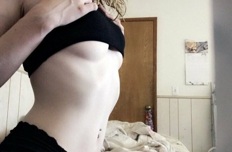 DirtyDalish model sexy gallery