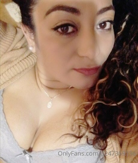 xynna82 pornstar erotic picture