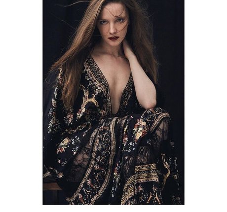 Morfydd Clark top star img