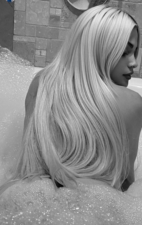 Alejandra Barbie pretty pornstar img