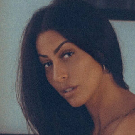 Lapaloma11 model hd picture