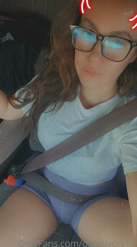 danirivers18 erotic pornstar photo