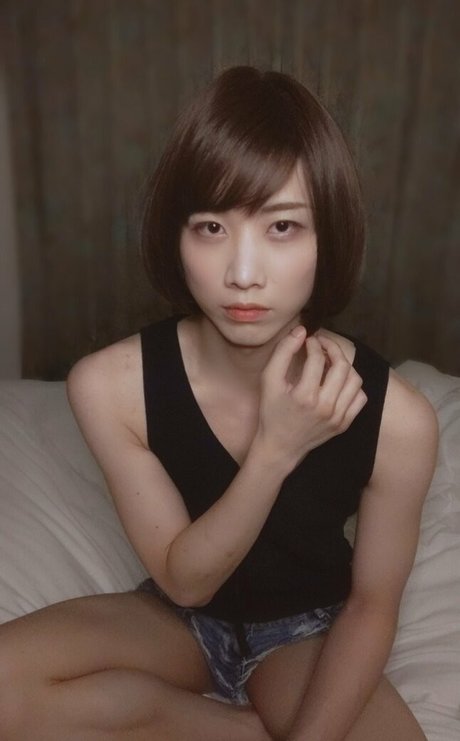 opoppo beautiful actress picture