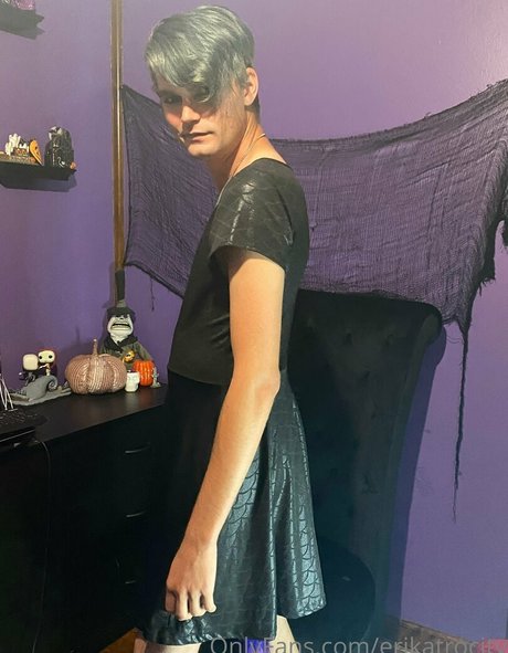 erikatrocity model erotic pic