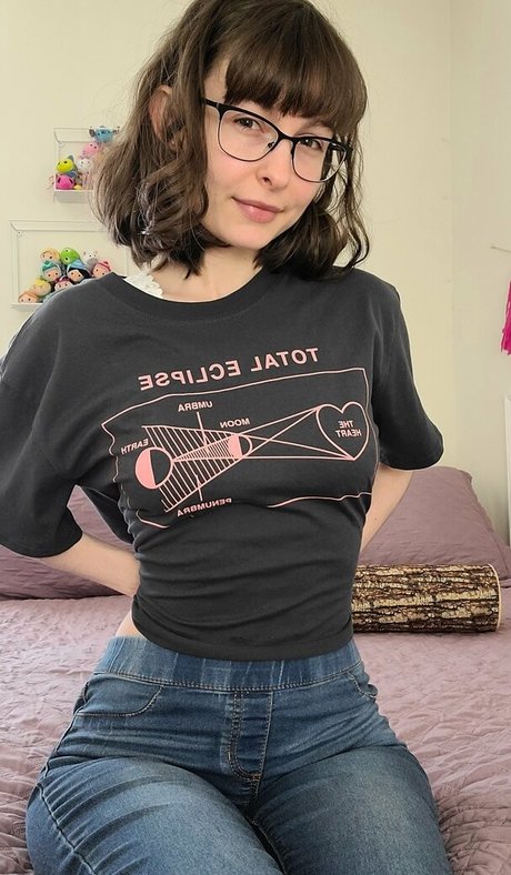 cherryvonfairyfree Profile pic