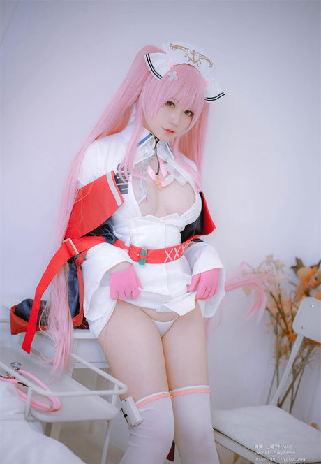 rukysama erotic model picture