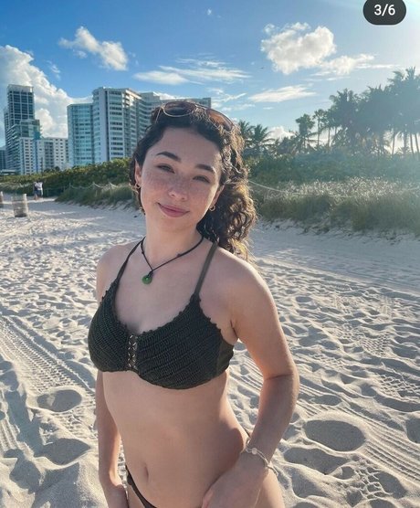 freckle fiend high quality model pics