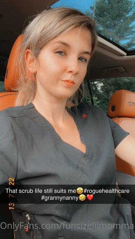 funsizelilmomma naked star picture