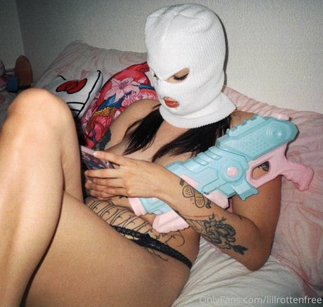 swingers onlyfans pornographic pic