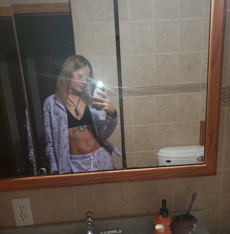 mikaylarainesfans pornstar exclusive pictures