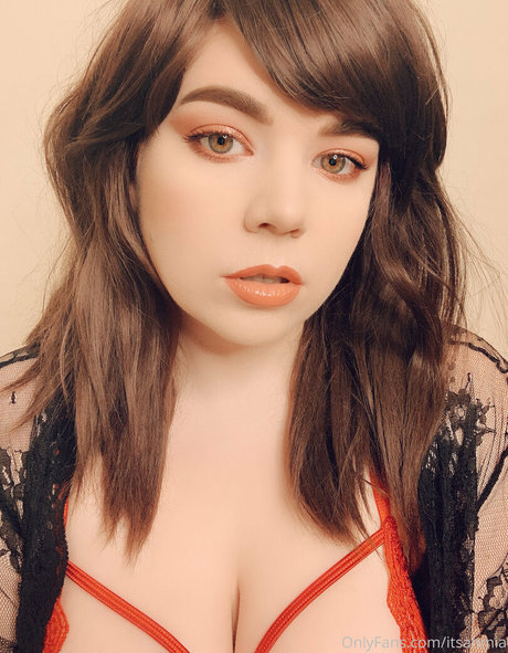 itsahmia pornstar nice picture