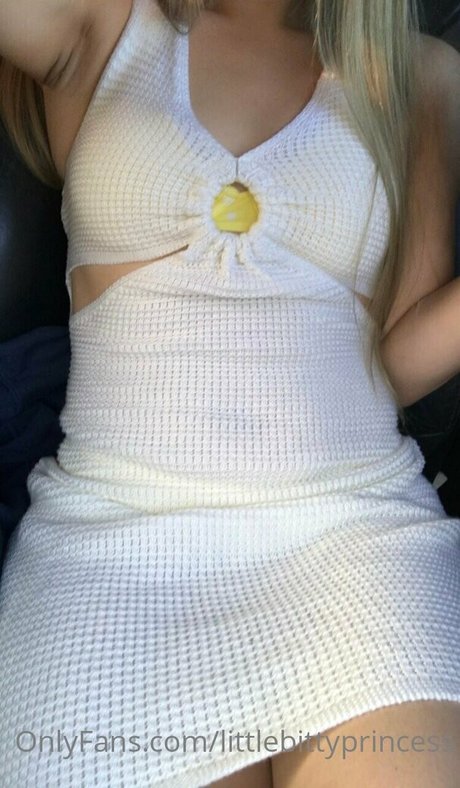 littlebittyprincess model naked images