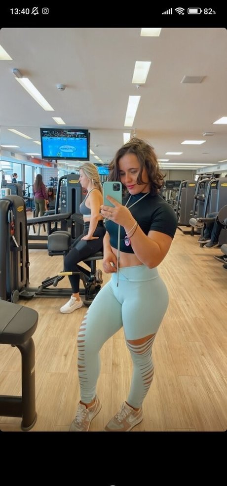 Kellynunesl star naked picture