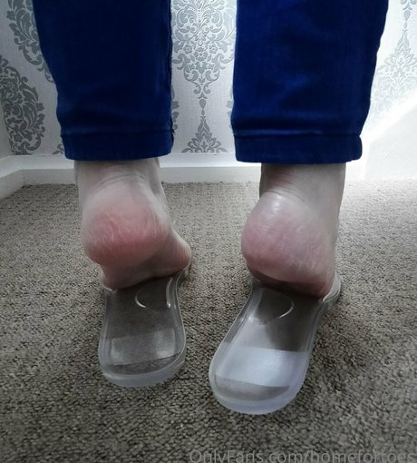 homefortoes model free picture