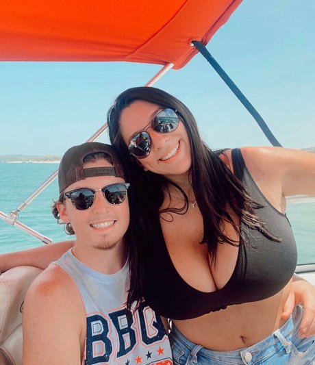 Kaylee Eller model adult pics