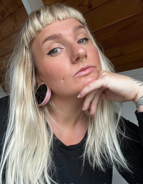 bonnielady free pornstar img