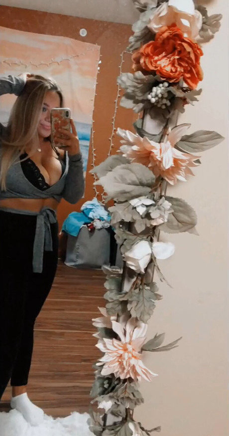 Tatiana Gianacopoulos star nude image