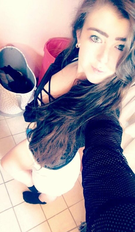 SweetBaby Adeline naked model galleries