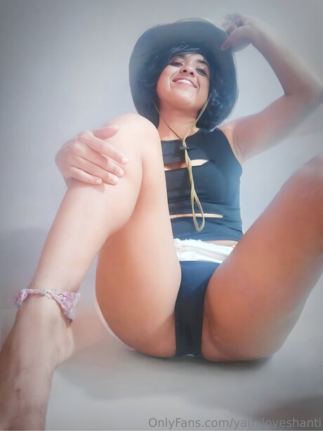 yamiloveshanti naked star photos