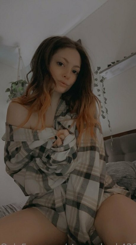 stonershark420 model hd picture