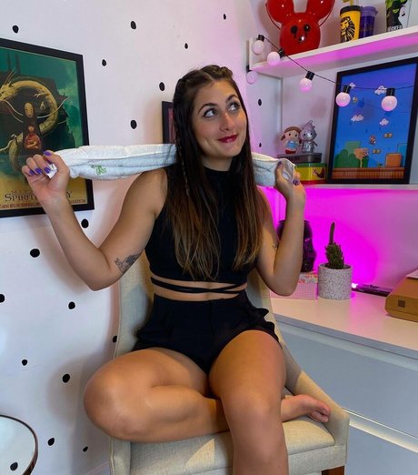 Mariana Nery star porn photo