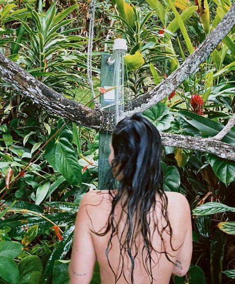 Mariana Nery porn model picture