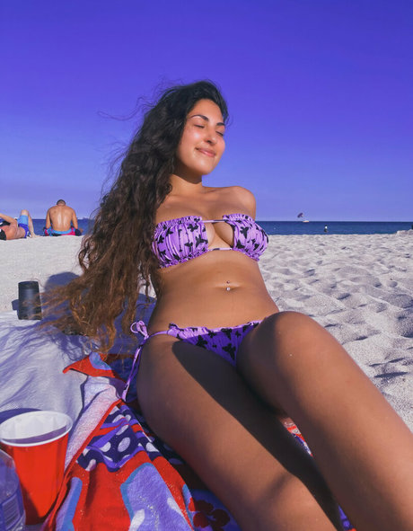 hannahsharpe18 art actress picture