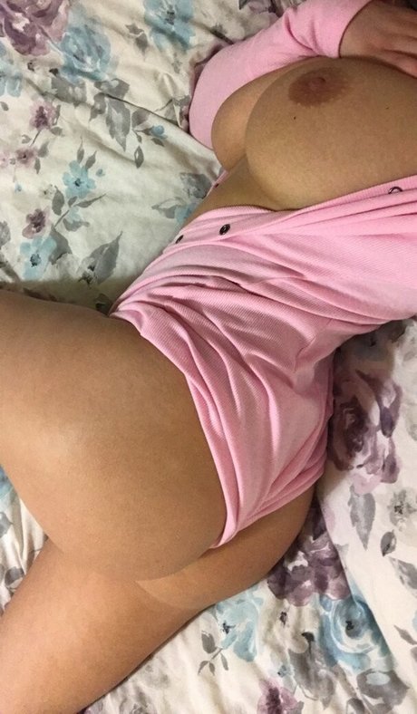 kymgraham92 nude pornstar archive