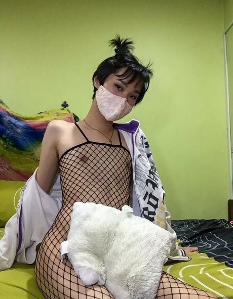 Seraline nude pornstar photos